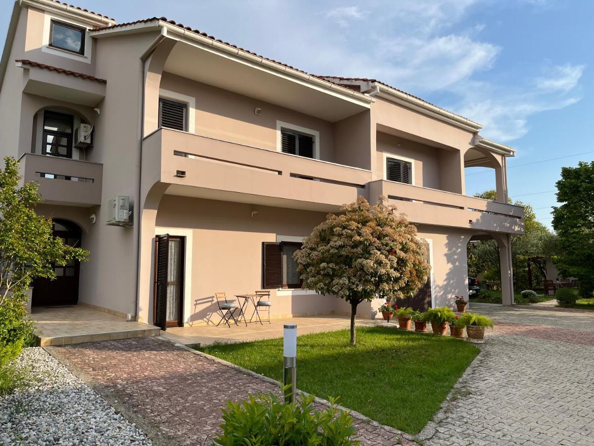 Apartment Lina Задар Екстериор снимка